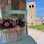 Hisa Skala Kubed Gracisce