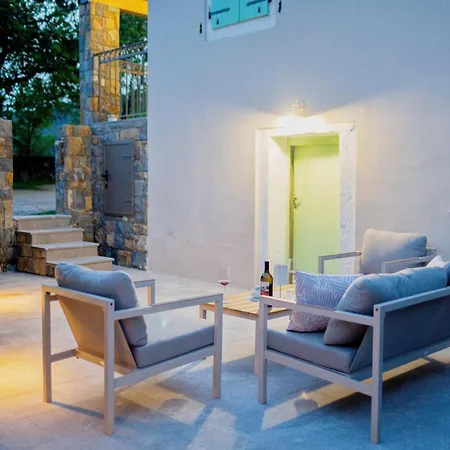 Hisa Skala Kubed Tatil Evi