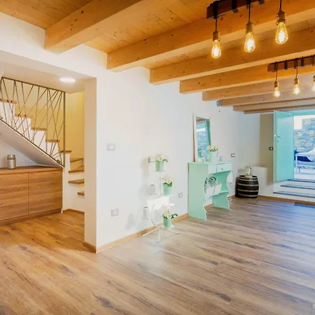 Hisa Skala Kubed Počitniška hiša Gracisce