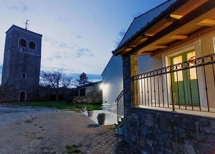 Ferienhaus Hisa Skala Kubed Gračišče