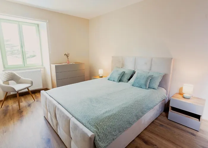 Hisa Skala Kubed * Gračišče